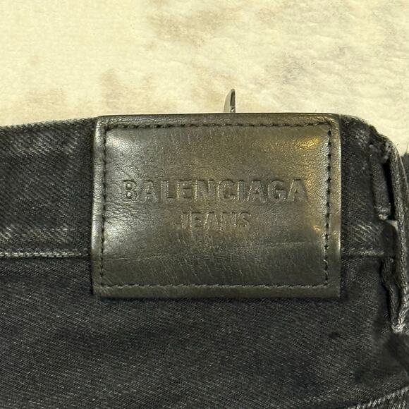 Authentic Balenciaga 2022 Baggy Jeans Sz L - Picture 5 of 8
